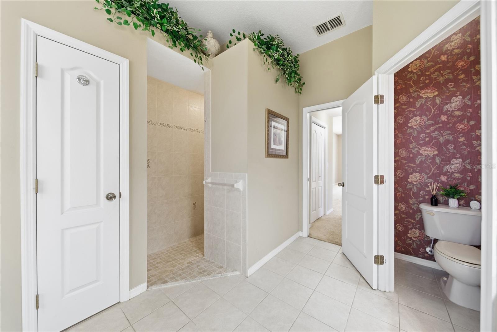 13038 Pastore Ct Property Photo 23