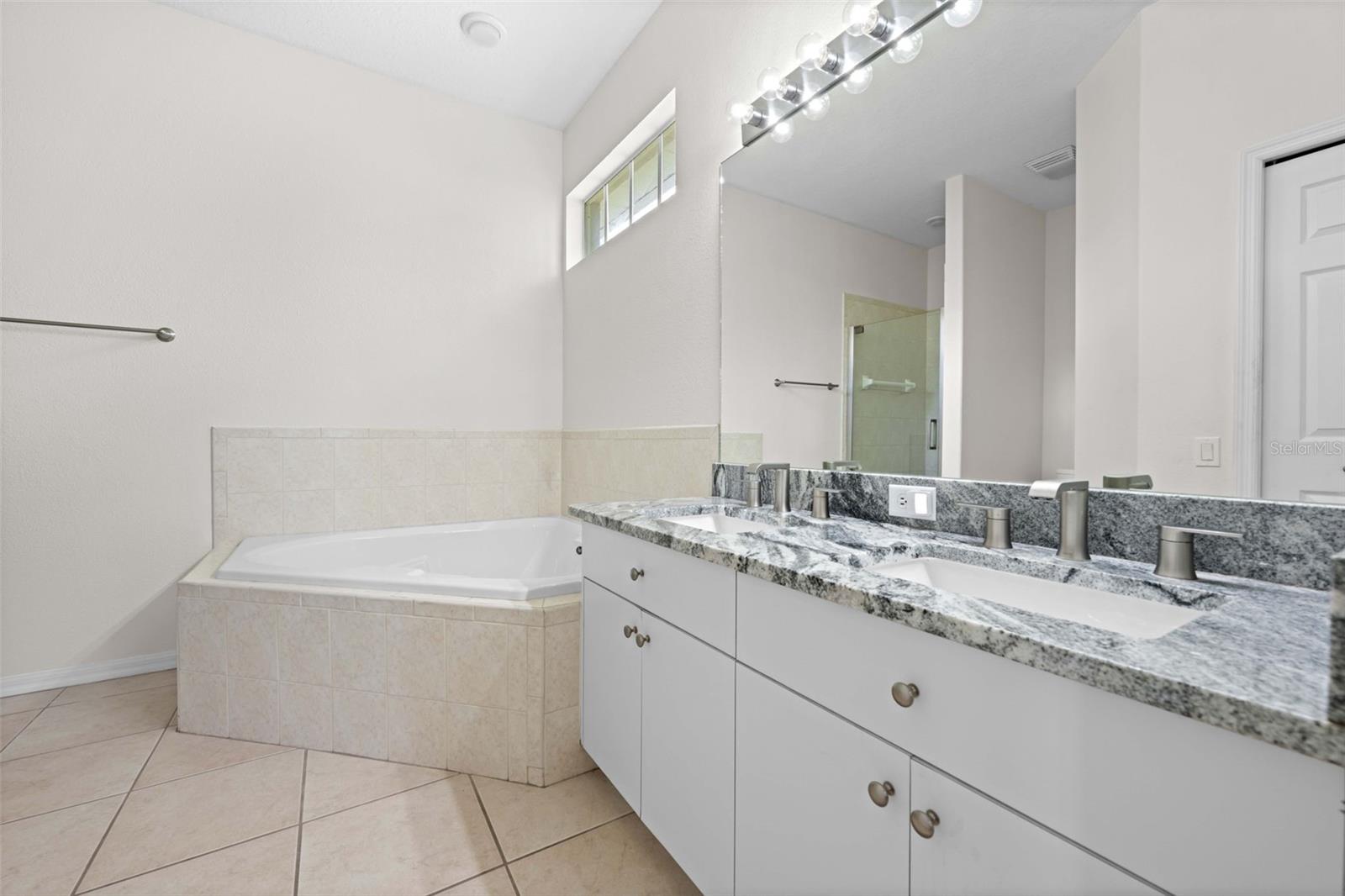 14425 Sterling Run Property Photo 47