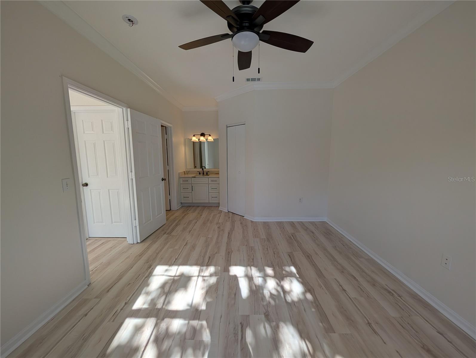 2107 Portofino Pl #30-302 Property Photo 5