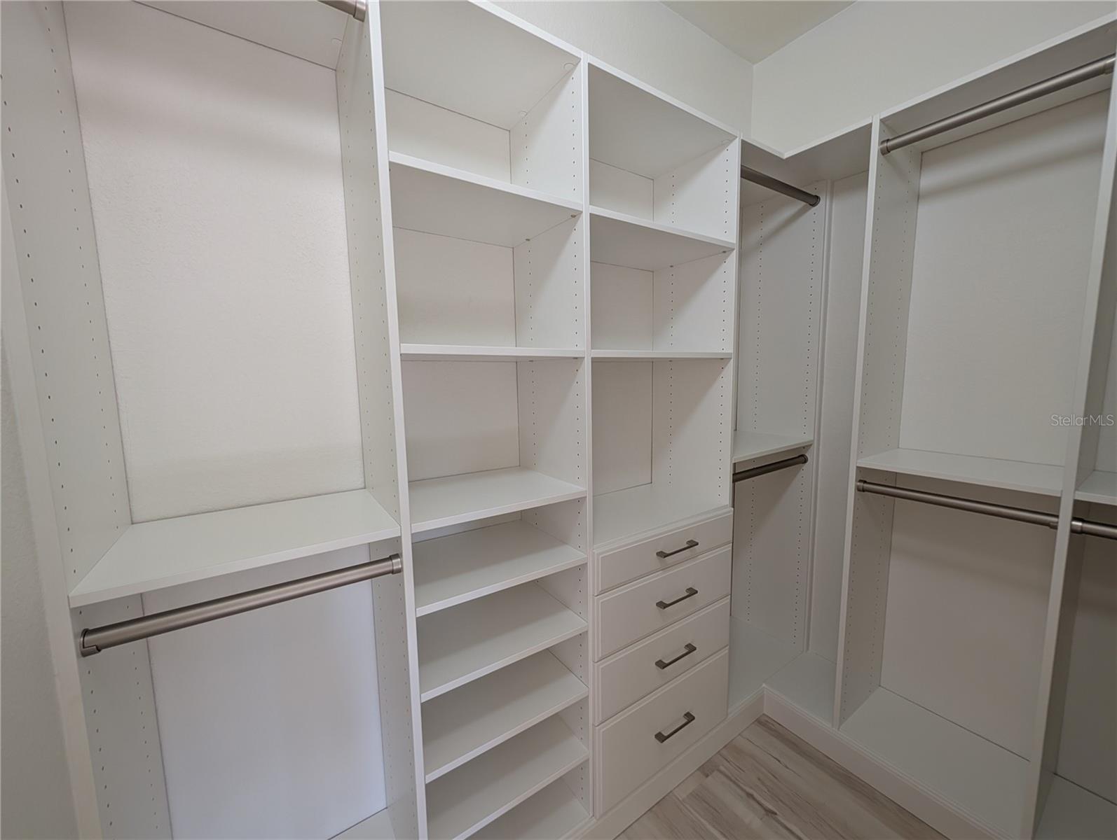 2107 Portofino Pl #30-302 Property Photo 8