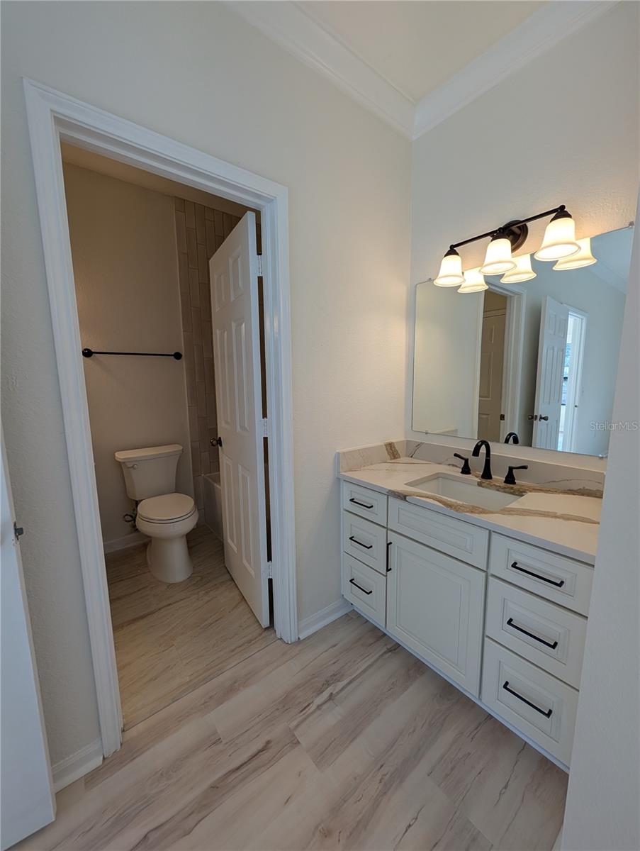 2107 Portofino Pl #30-302 Property Photo 9