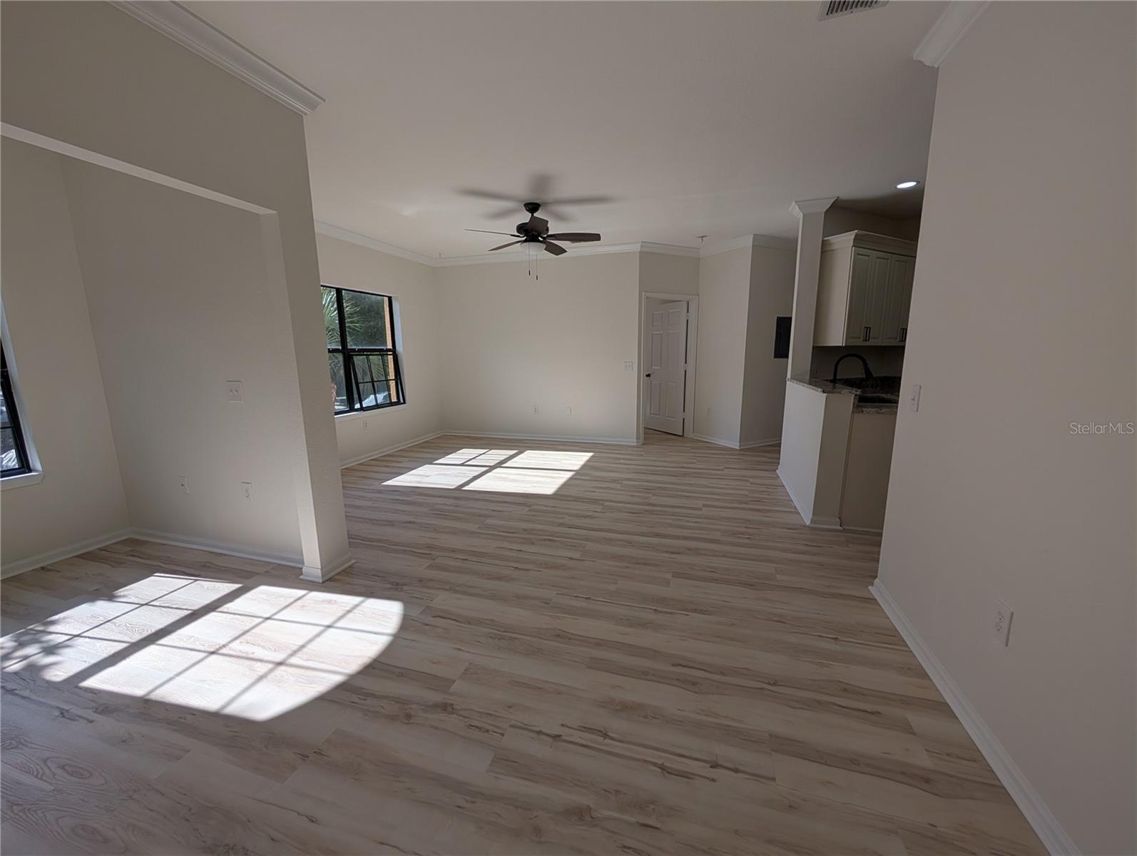 2107 Portofino Pl #30-302 Property Photo 14