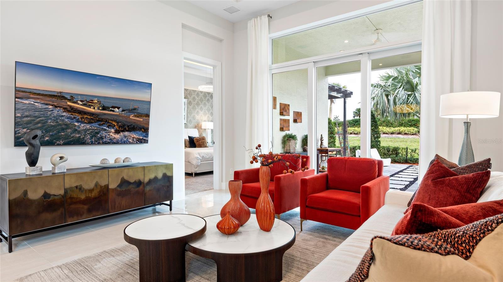 1580 Bellagio Loop Property Photo 7