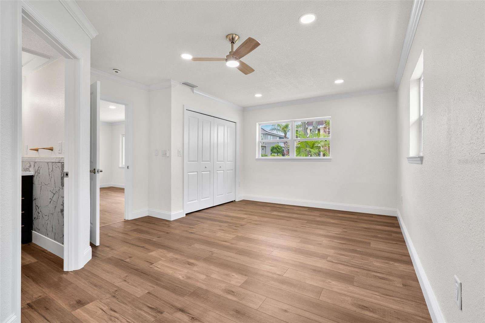 723 W Bayshore Dr Property Photo 19