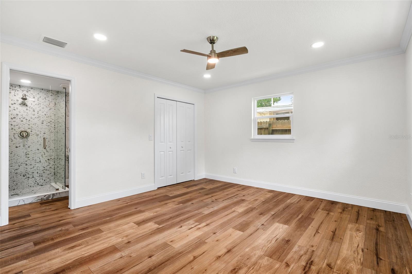 723 W Bayshore Dr Property Photo 35