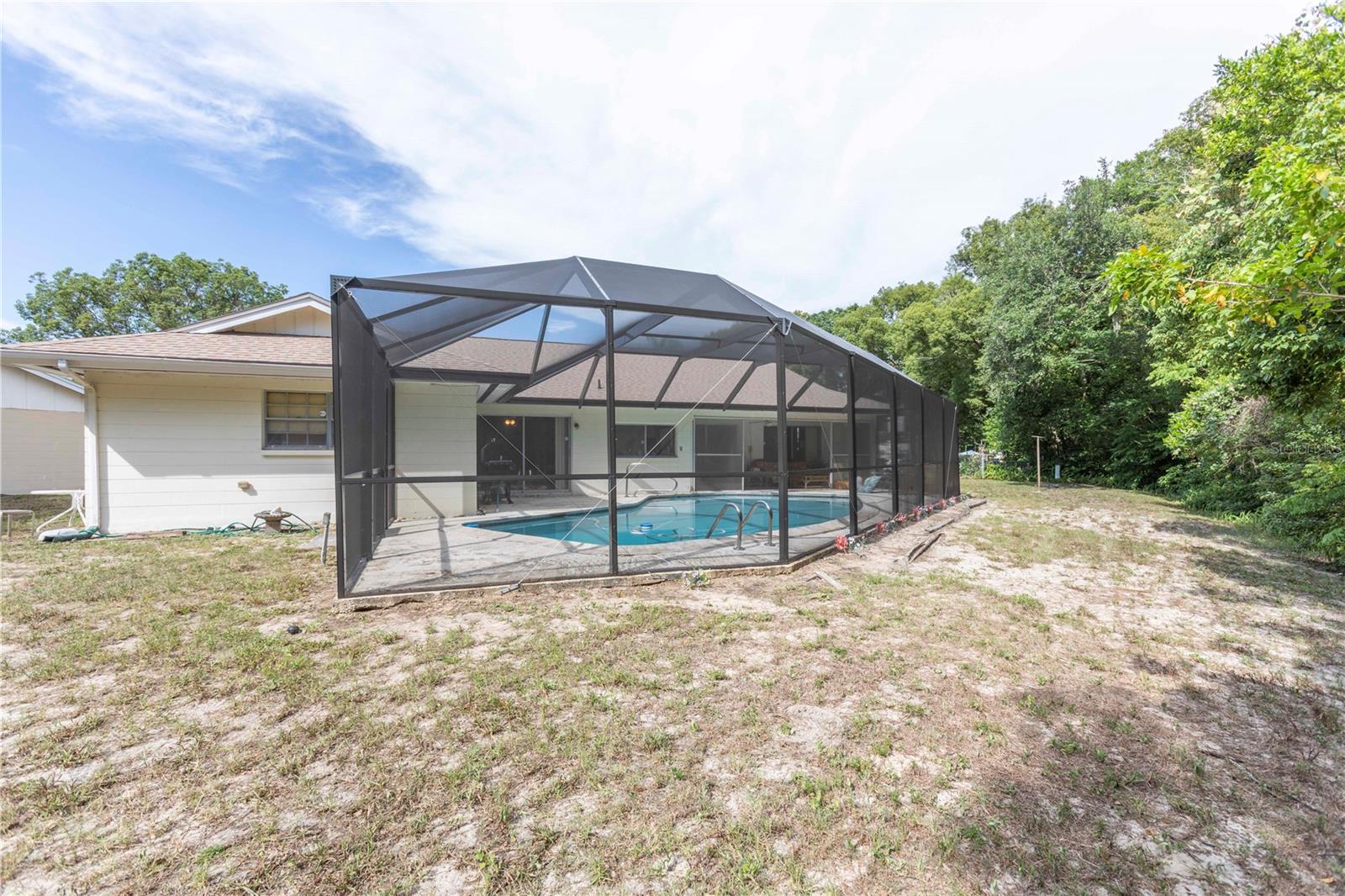 12101 Longstrap Ln Property Photo 2