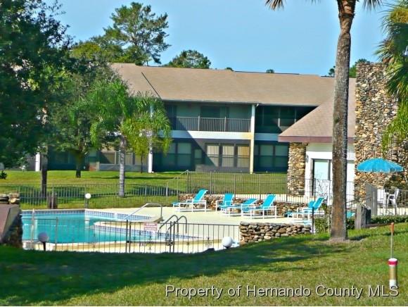 6460 River Run Blvd Property Photo 2
