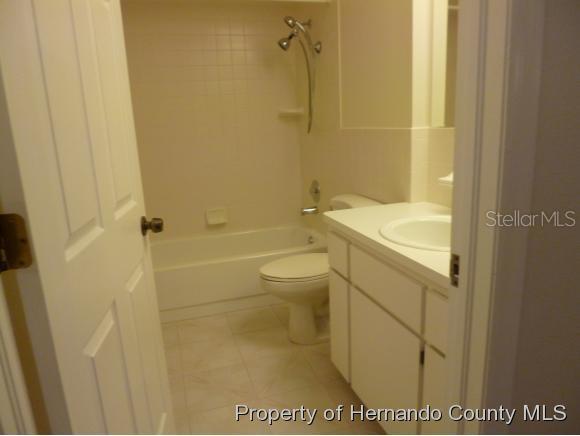 6460 River Run Blvd Property Photo 5
