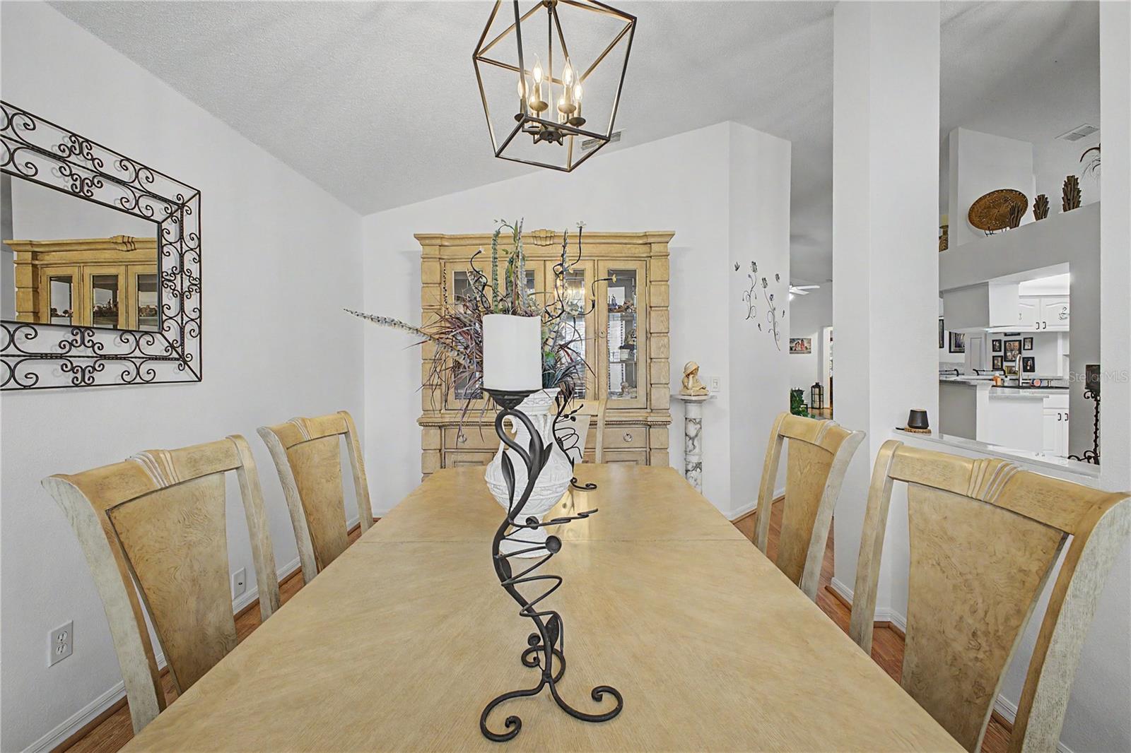 11408 Deercroft Ct Property Photo 8