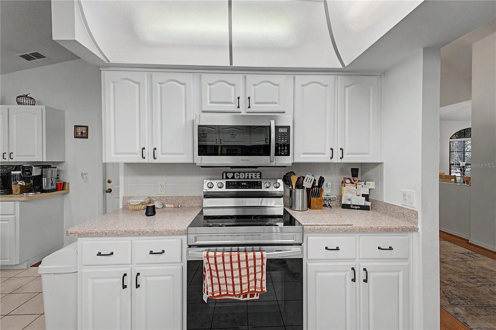 11408 Deercroft Ct Property Photo 11