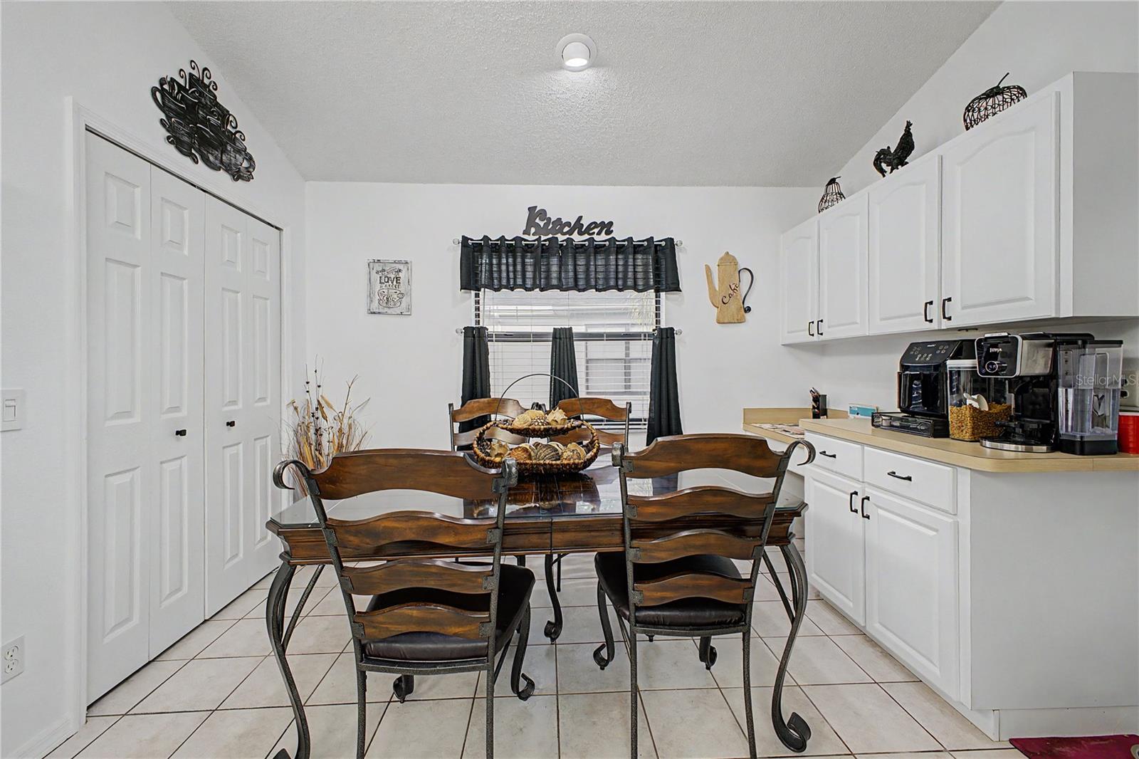 11408 Deercroft Ct Property Photo 15