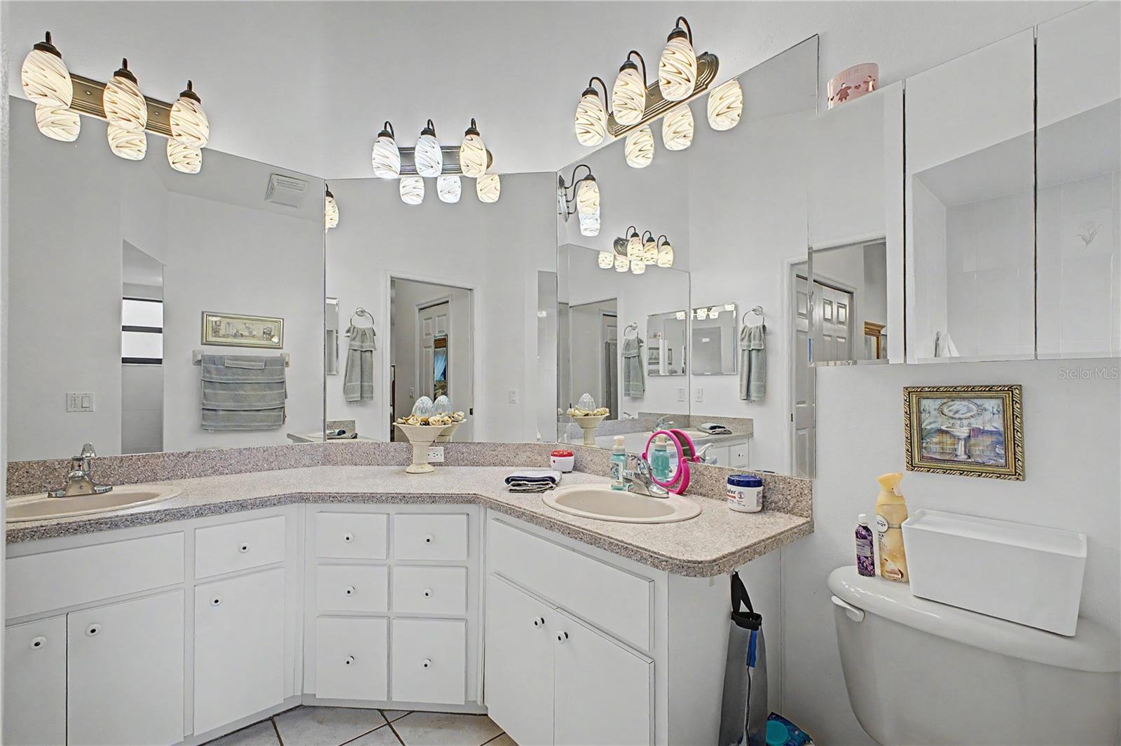 11408 Deercroft Ct Property Photo 28