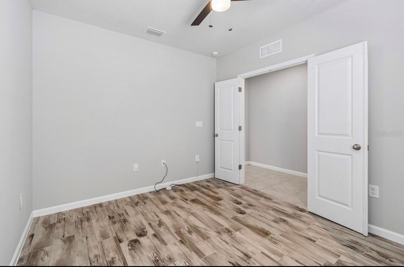 18307 Turning Leaf Cir Property Photo 10