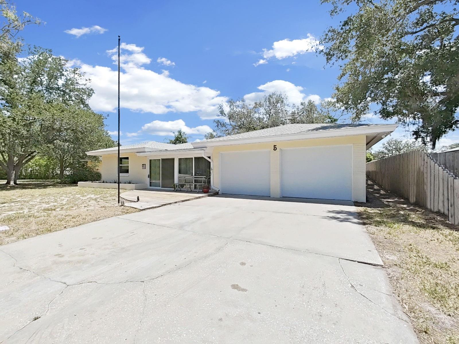 5 N Keystone Dr Property Photo 4