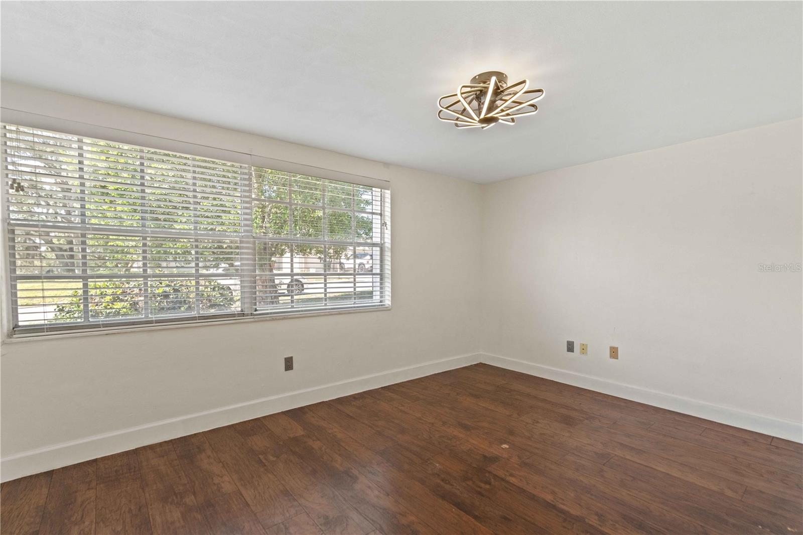 8517 Sunflower Ln Property Photo 17