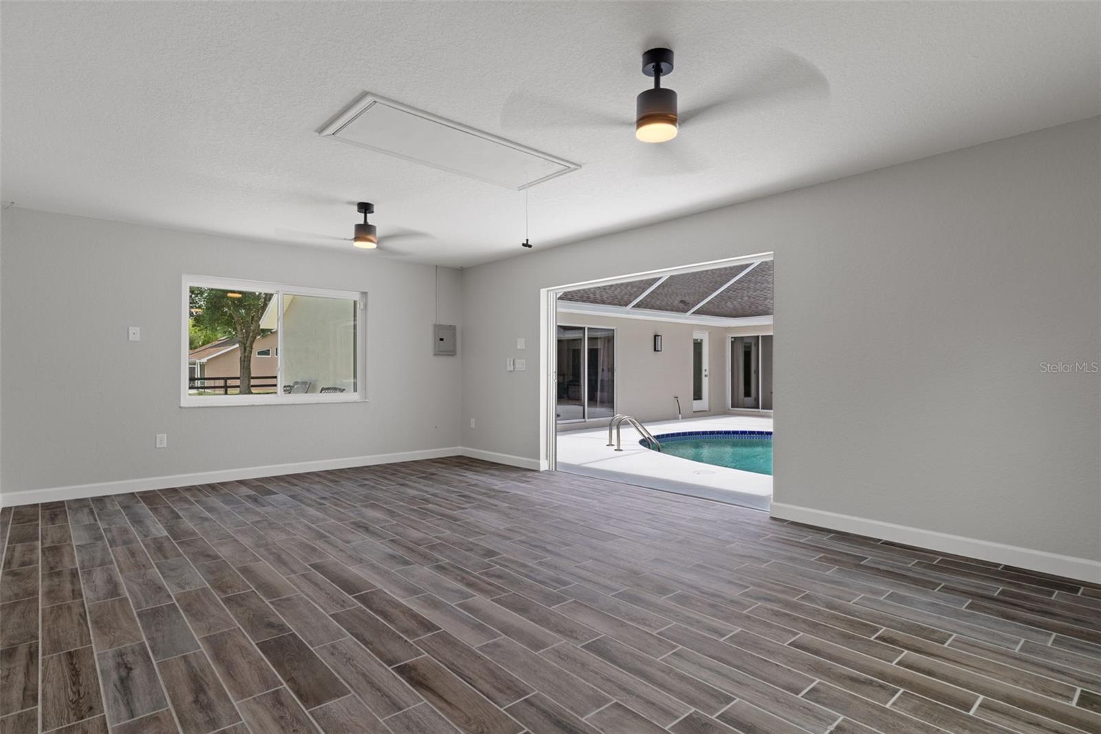 4200 W Pine Ridge Blvd Property Photo 13