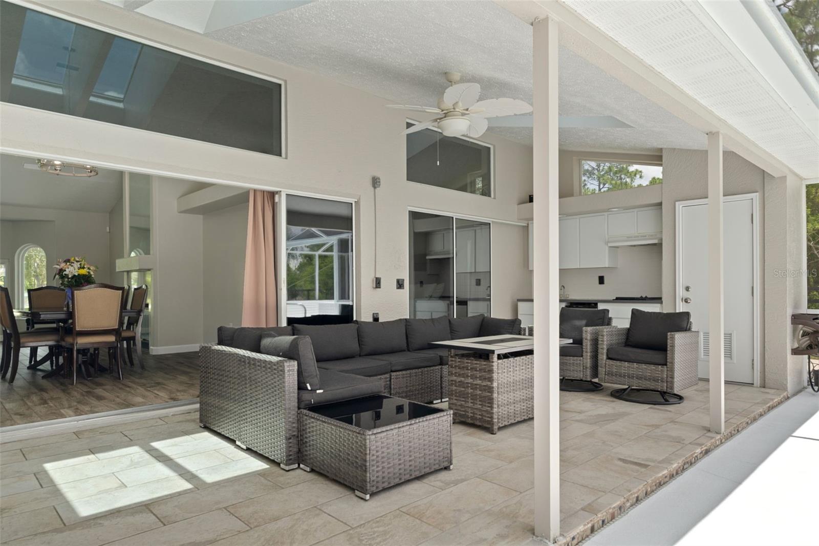 4200 W Pine Ridge Blvd Property Photo 15
