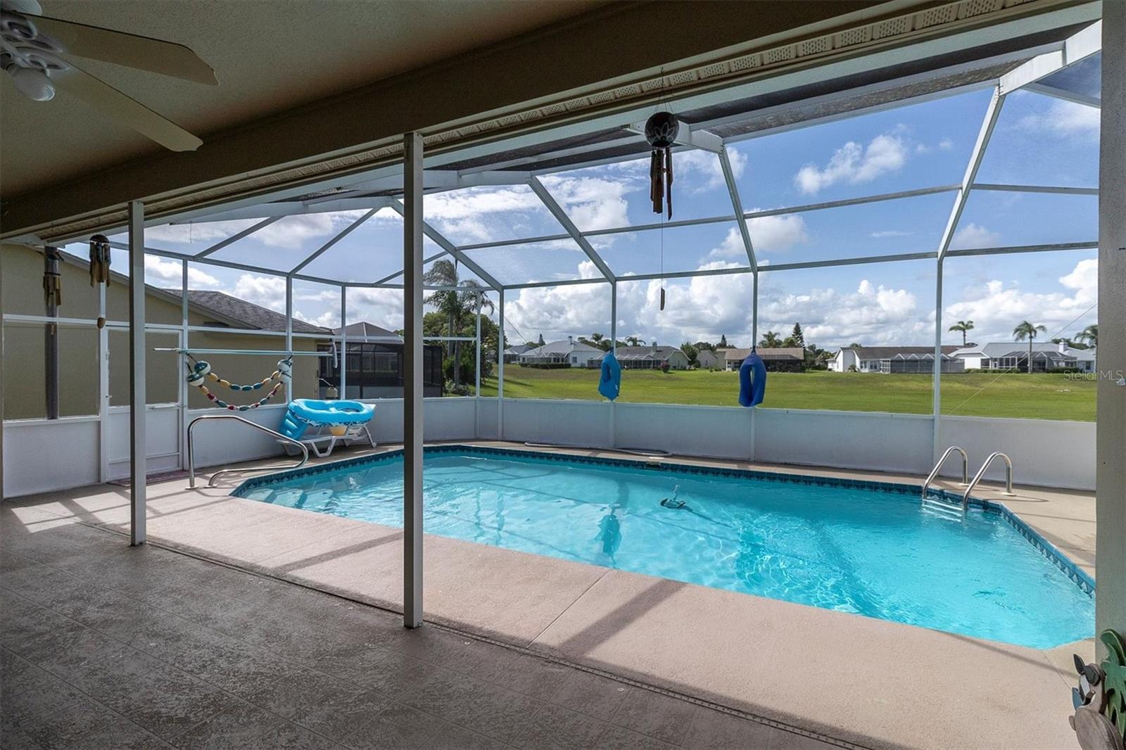 8303 Coral Creek Loop Property Photo 5