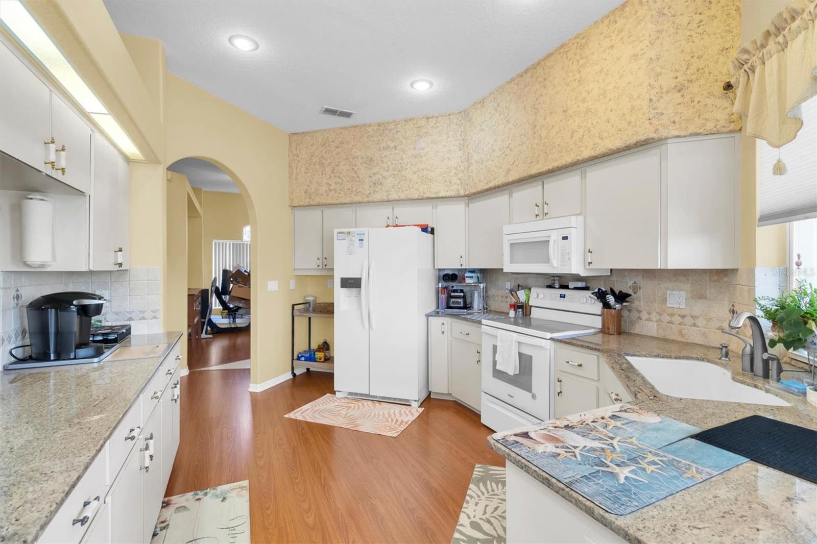 8303 Coral Creek Loop Property Photo 10