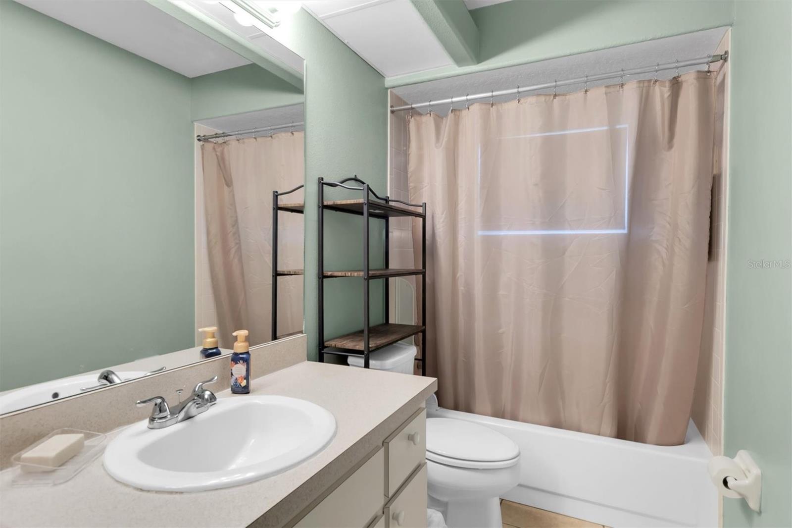 8303 Coral Creek Loop Property Photo 29
