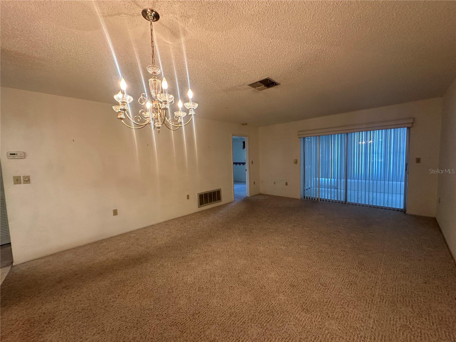 12423 Dearborn Dr #e Property Photo 11