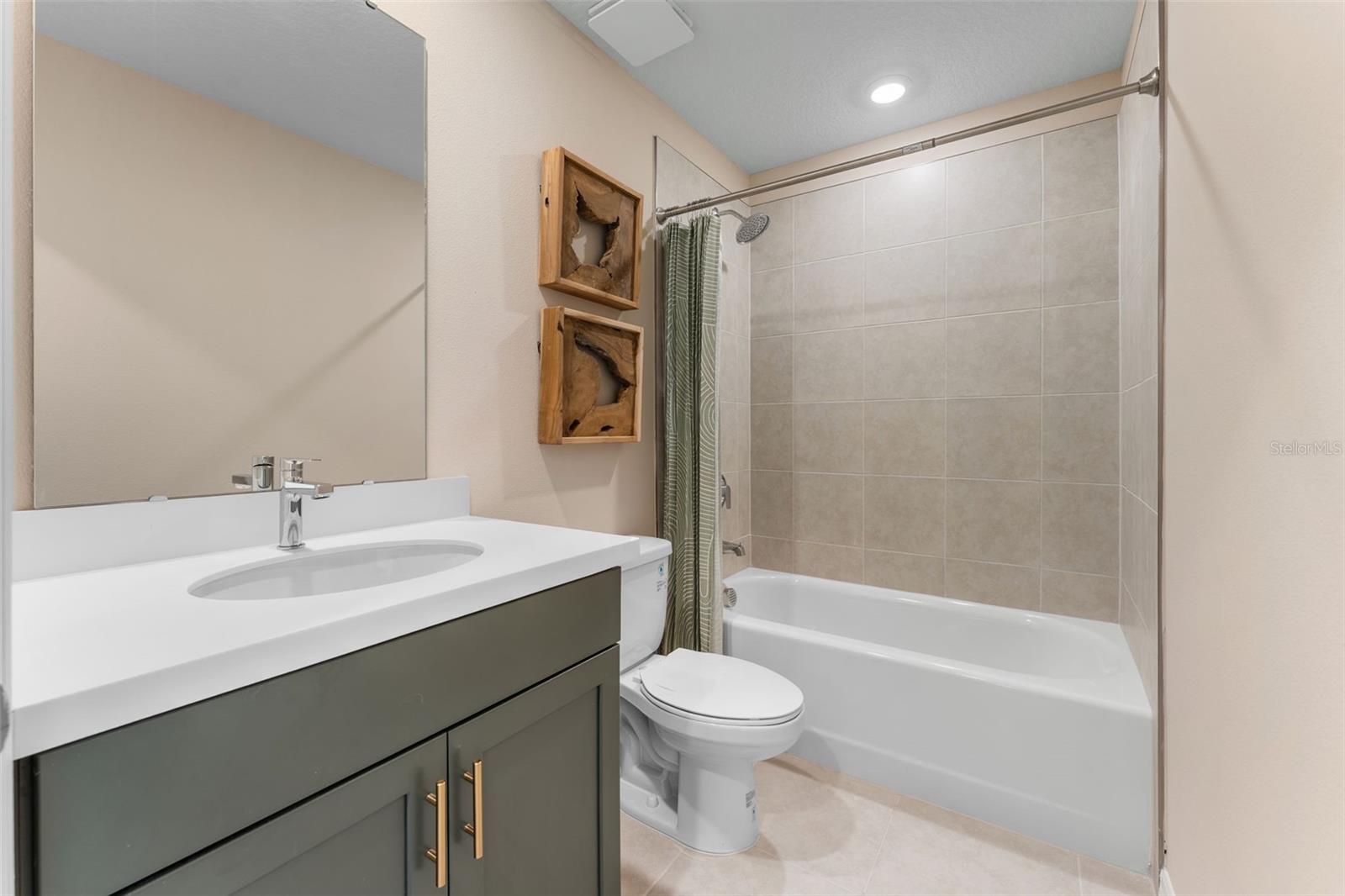743 Blissful Gardens Way Property Photo 18