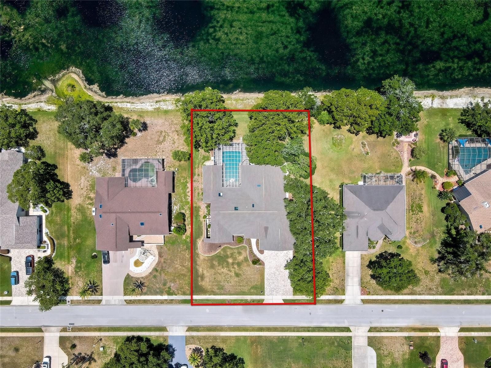 4293 River Birch Dr Property Photo 4