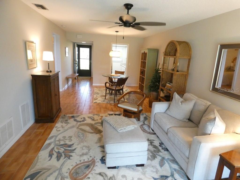 1701 Pinehurst Rd #9g Property Photo 2
