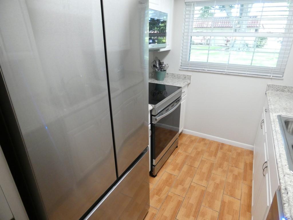 1701 Pinehurst Rd #9g Property Photo 9
