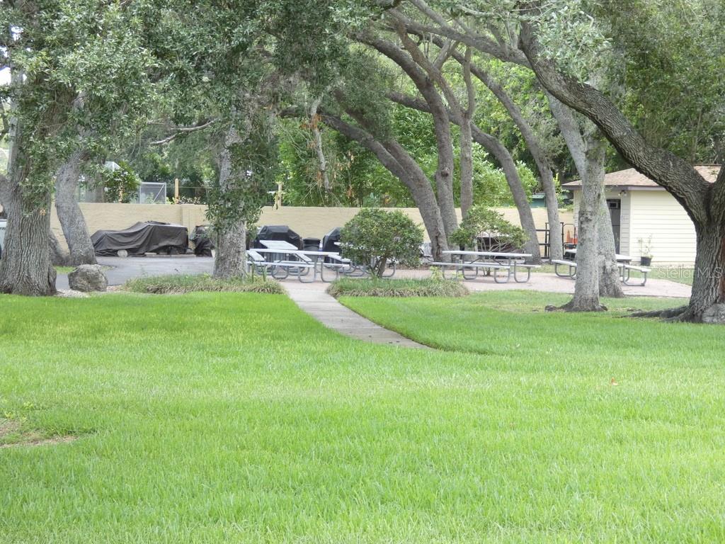 1701 Pinehurst Rd #9g Property Photo 19