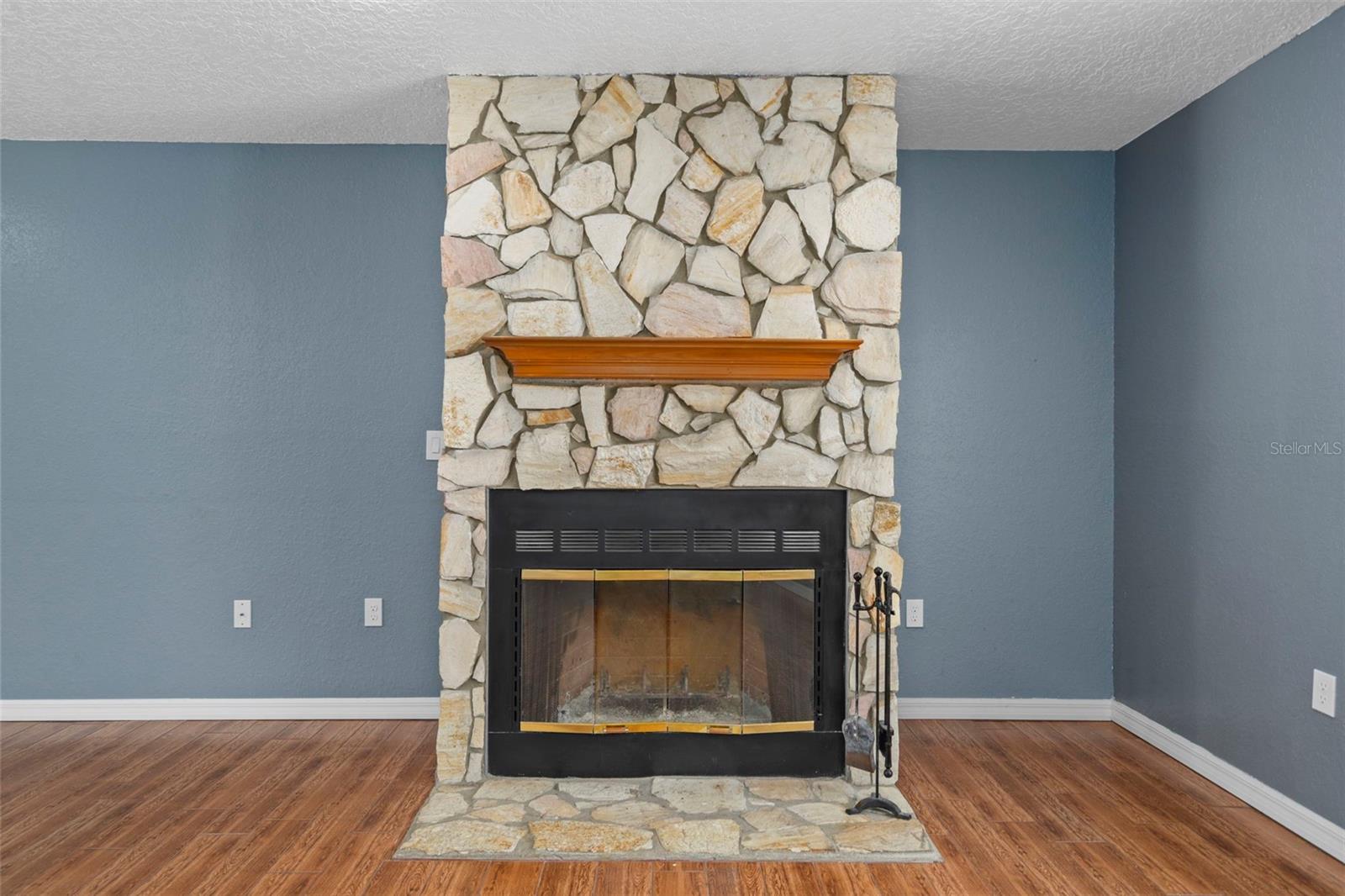 7376 Skylark Dr Property Photo 12