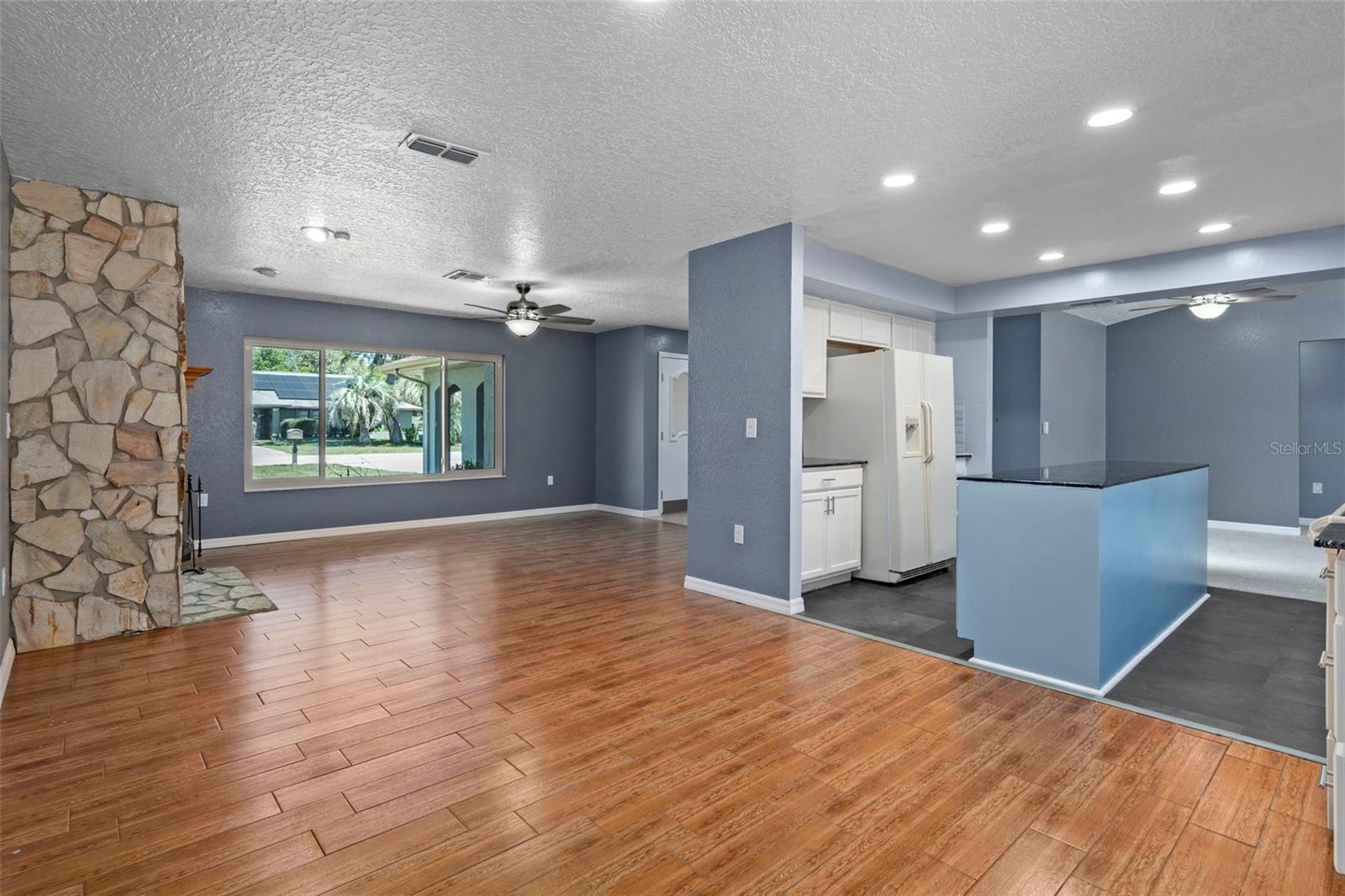 7376 Skylark Dr Property Photo 17