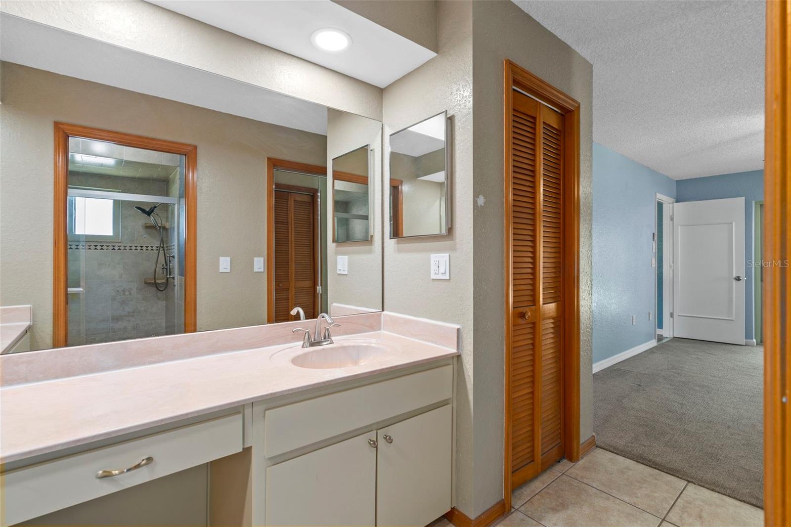 7376 Skylark Dr Property Photo 32