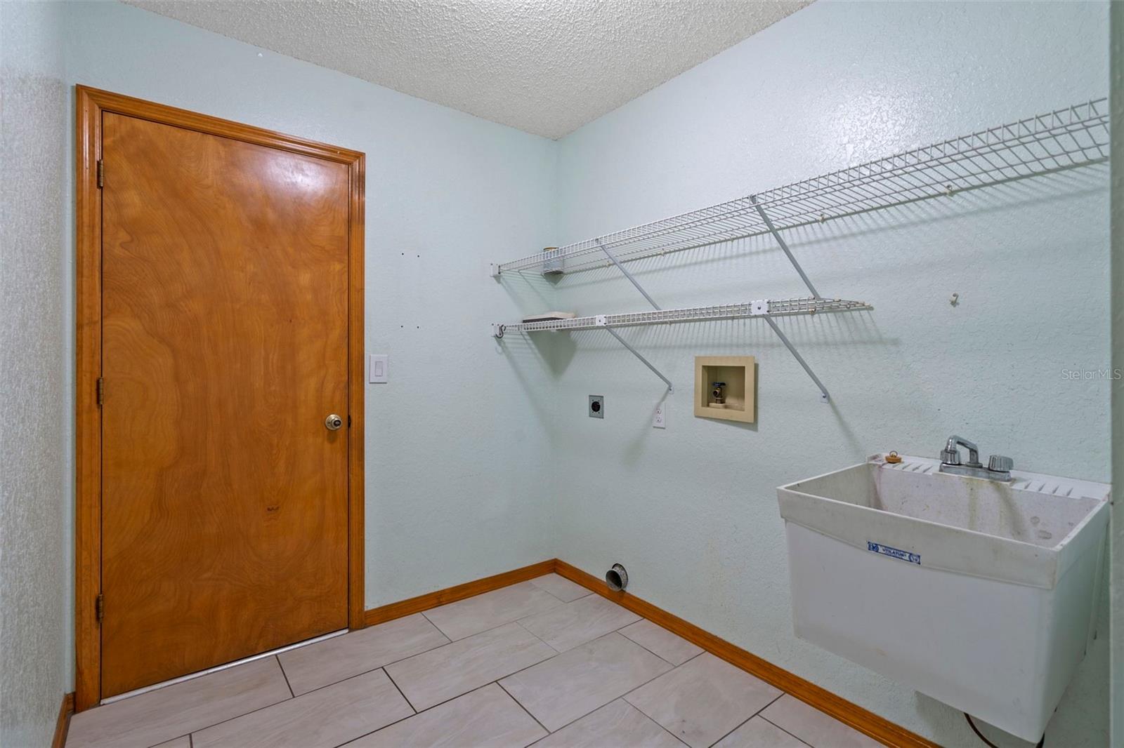 7376 Skylark Dr Property Photo 45