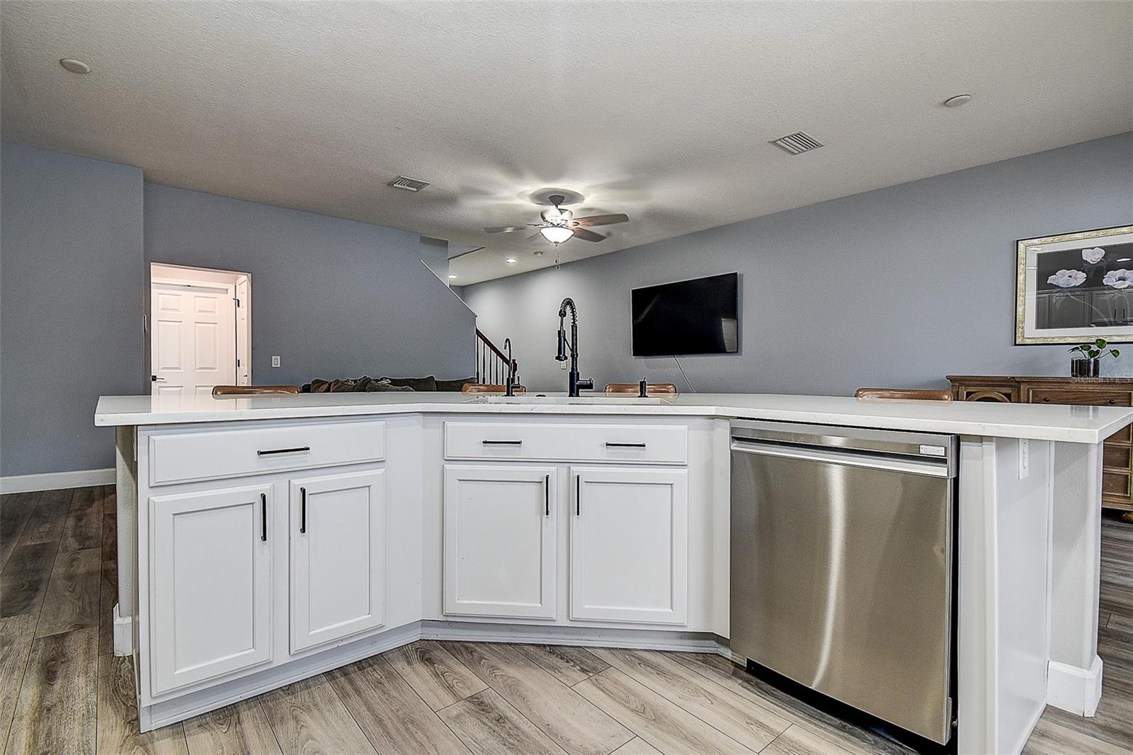 1426 Hillview Ln Property Photo 11
