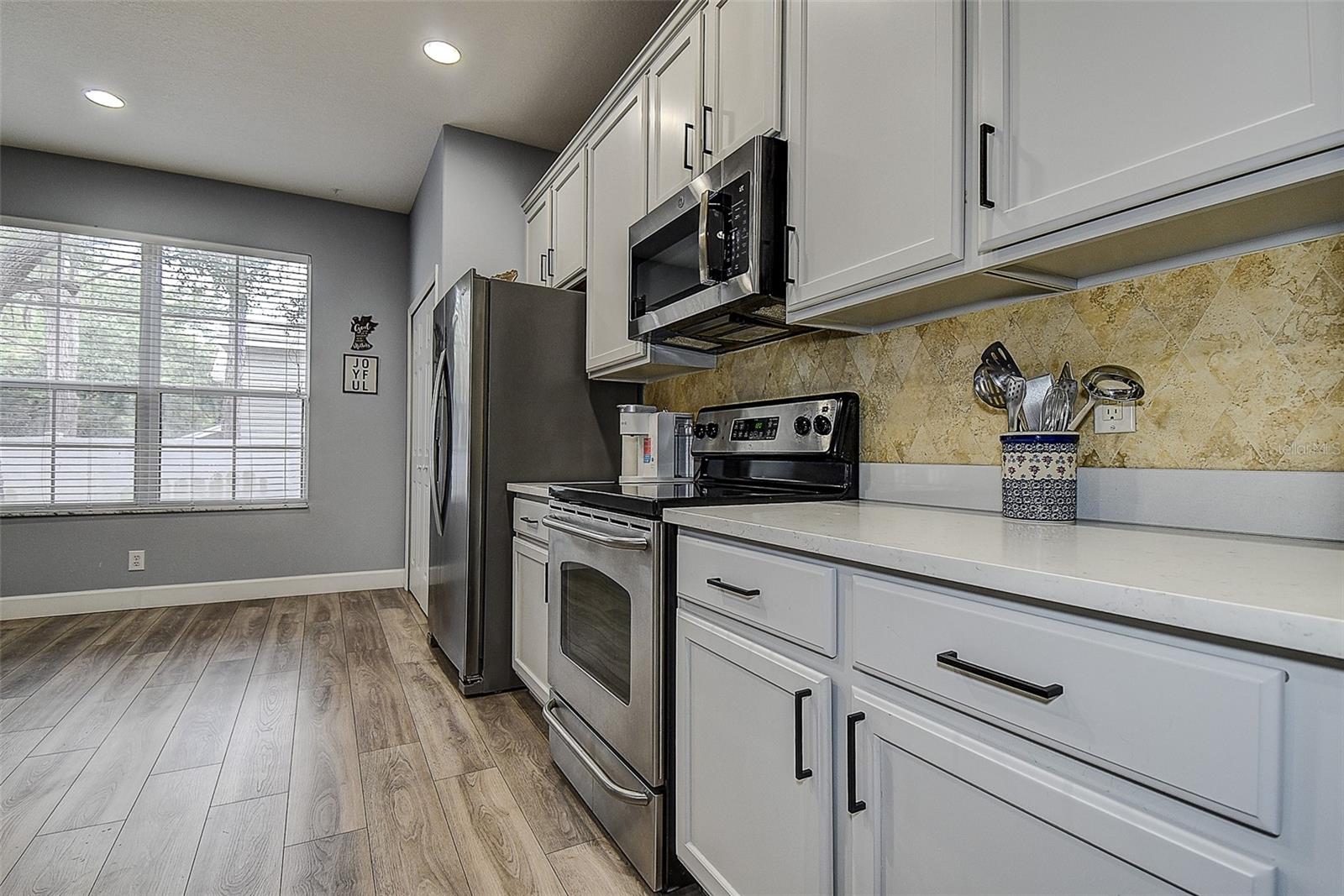 1426 Hillview Ln Property Photo 12