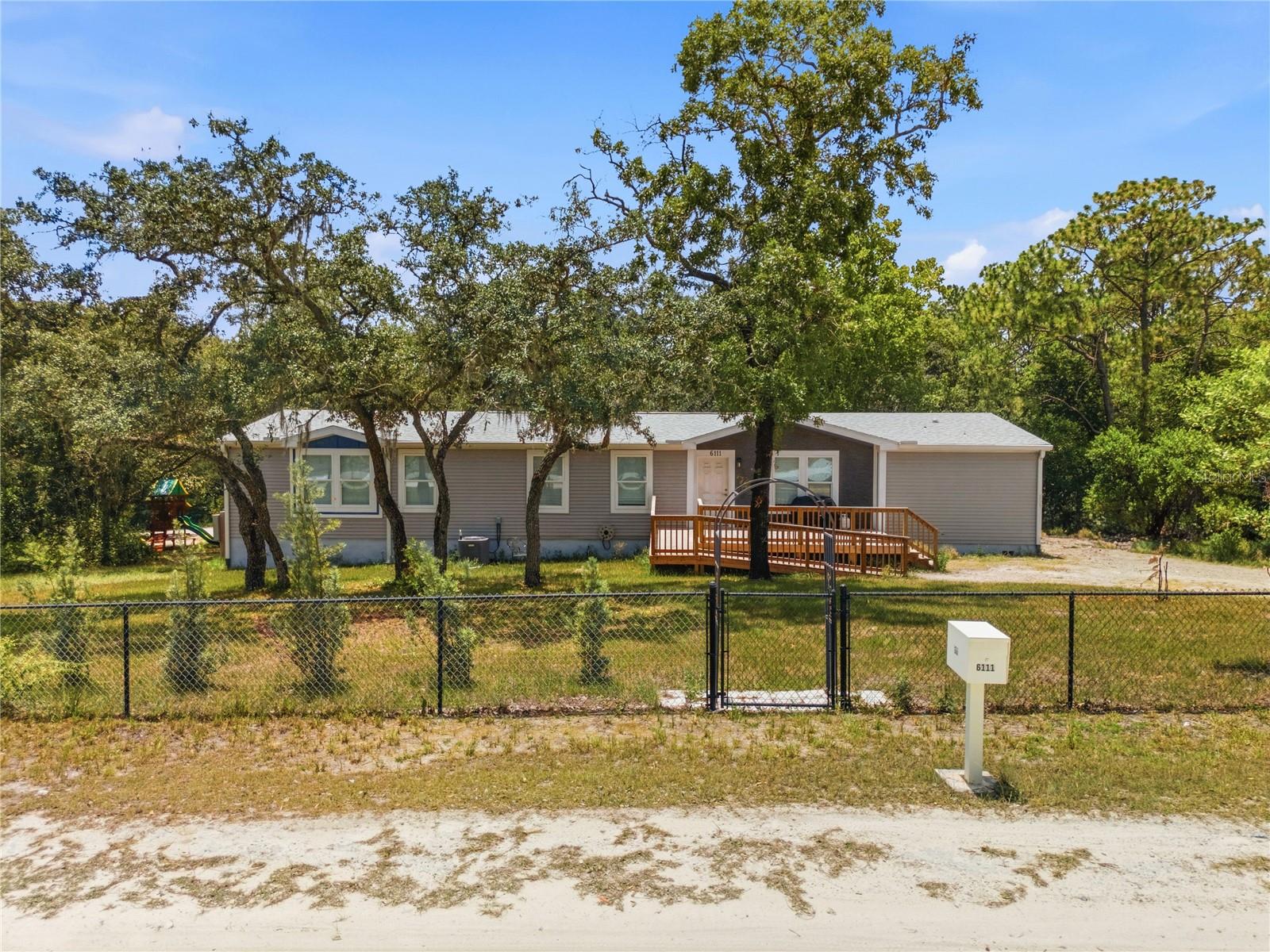 6111 Cartwrite Rd Property Photo 1