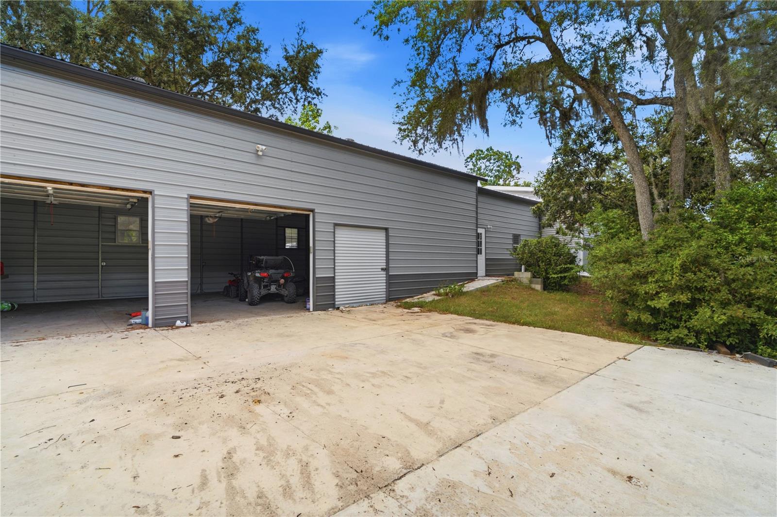 6111 Cartwrite Rd Property Photo 2