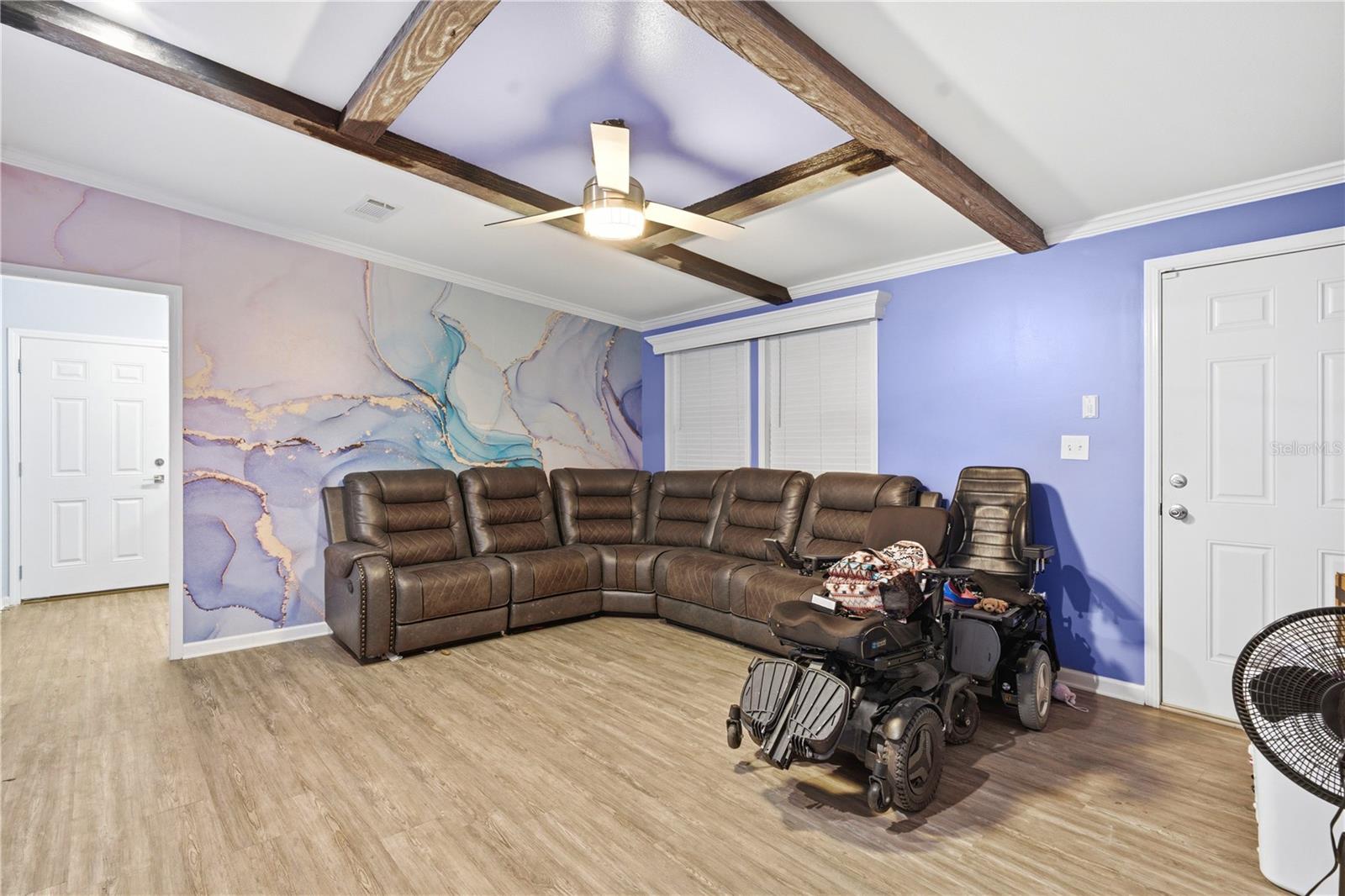 6111 Cartwrite Rd Property Photo 25