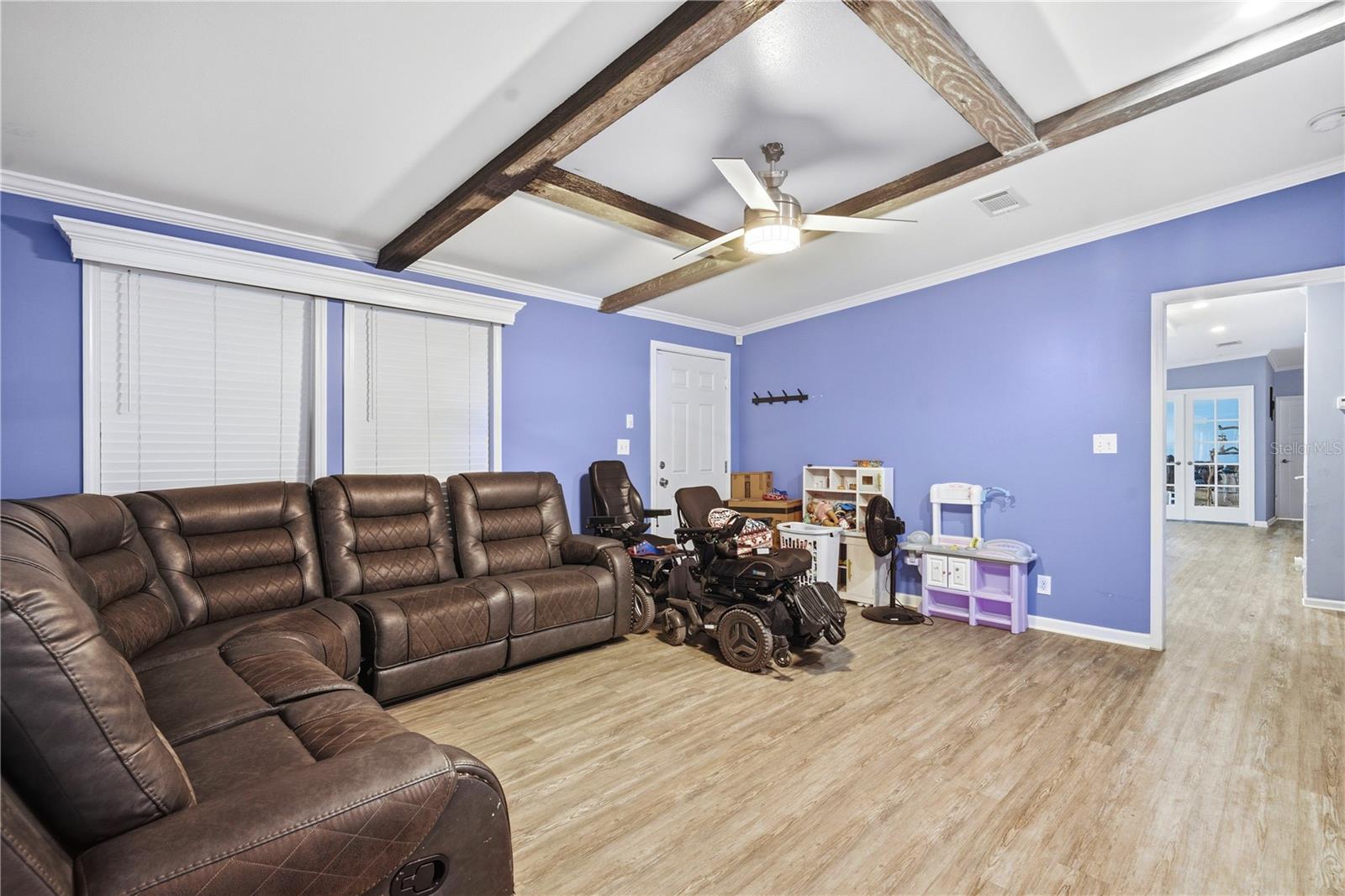 6111 Cartwrite Rd Property Photo 27