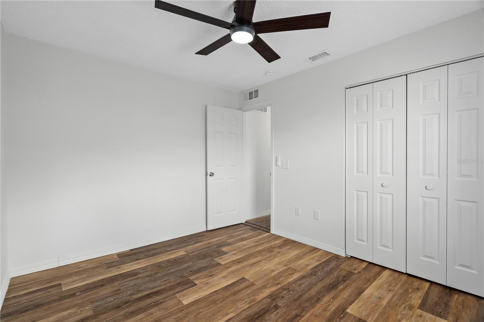 6030 Hugo Ave Property Photo 22