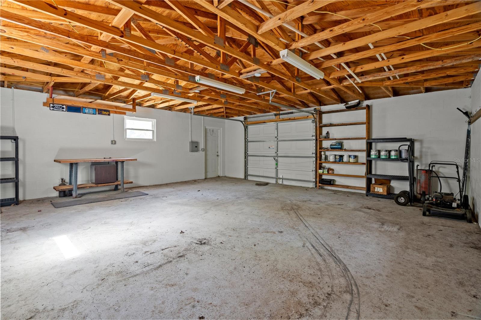 6030 Hugo Ave Property Photo 33