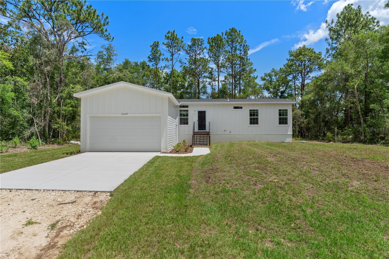 14249 E Razorbill Ave Property Photo 3