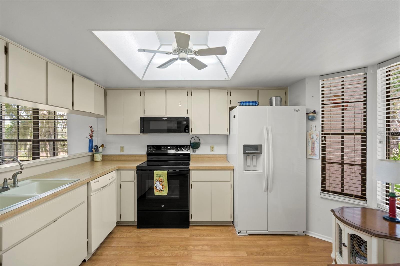 6410 Nature Preserve Ln Property Photo 12
