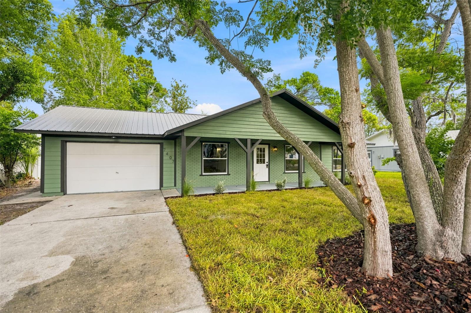 7407 DUNDEE WAY Property Photo 1