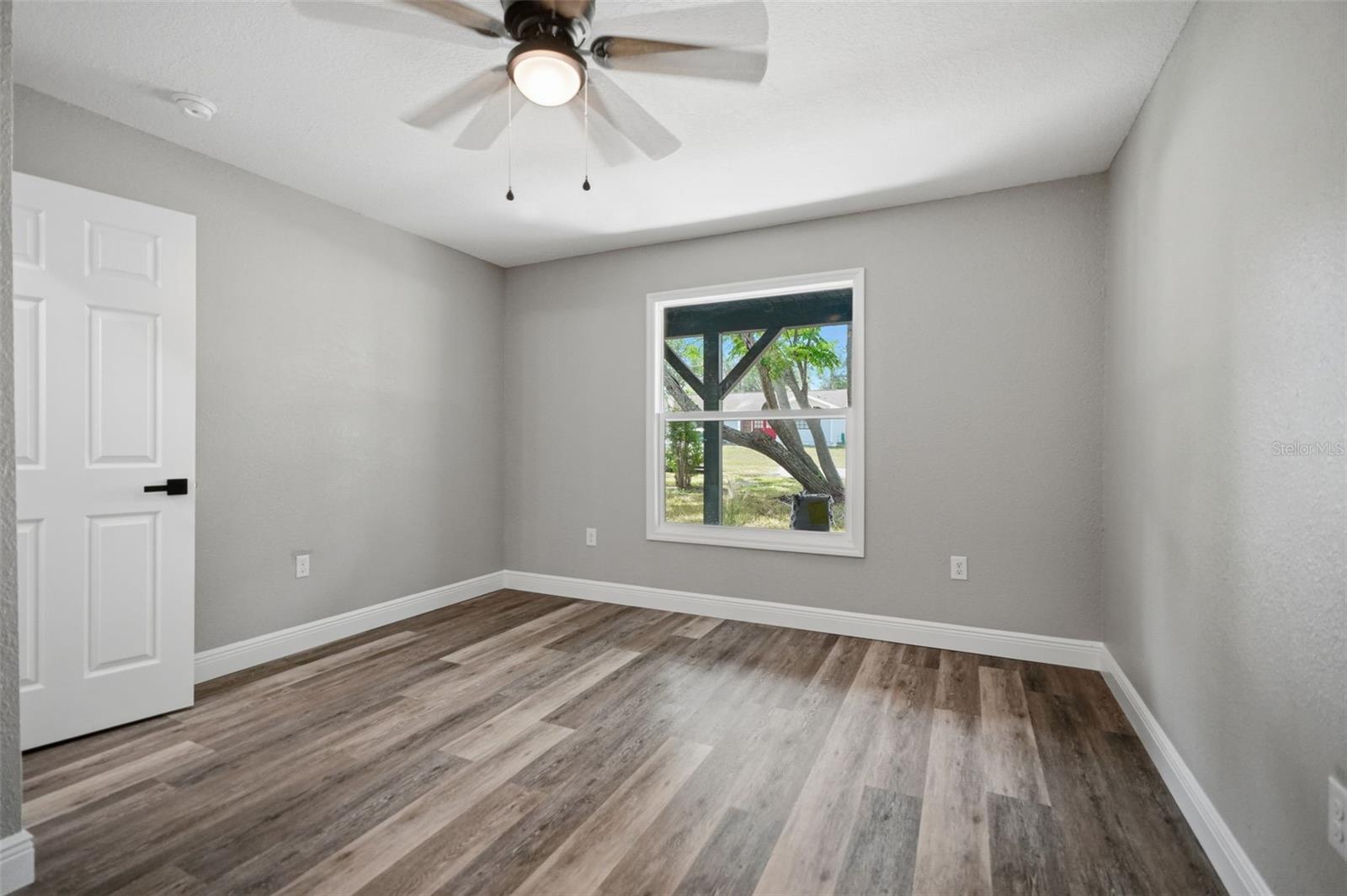 7407 Dundee Way Property Photo 16