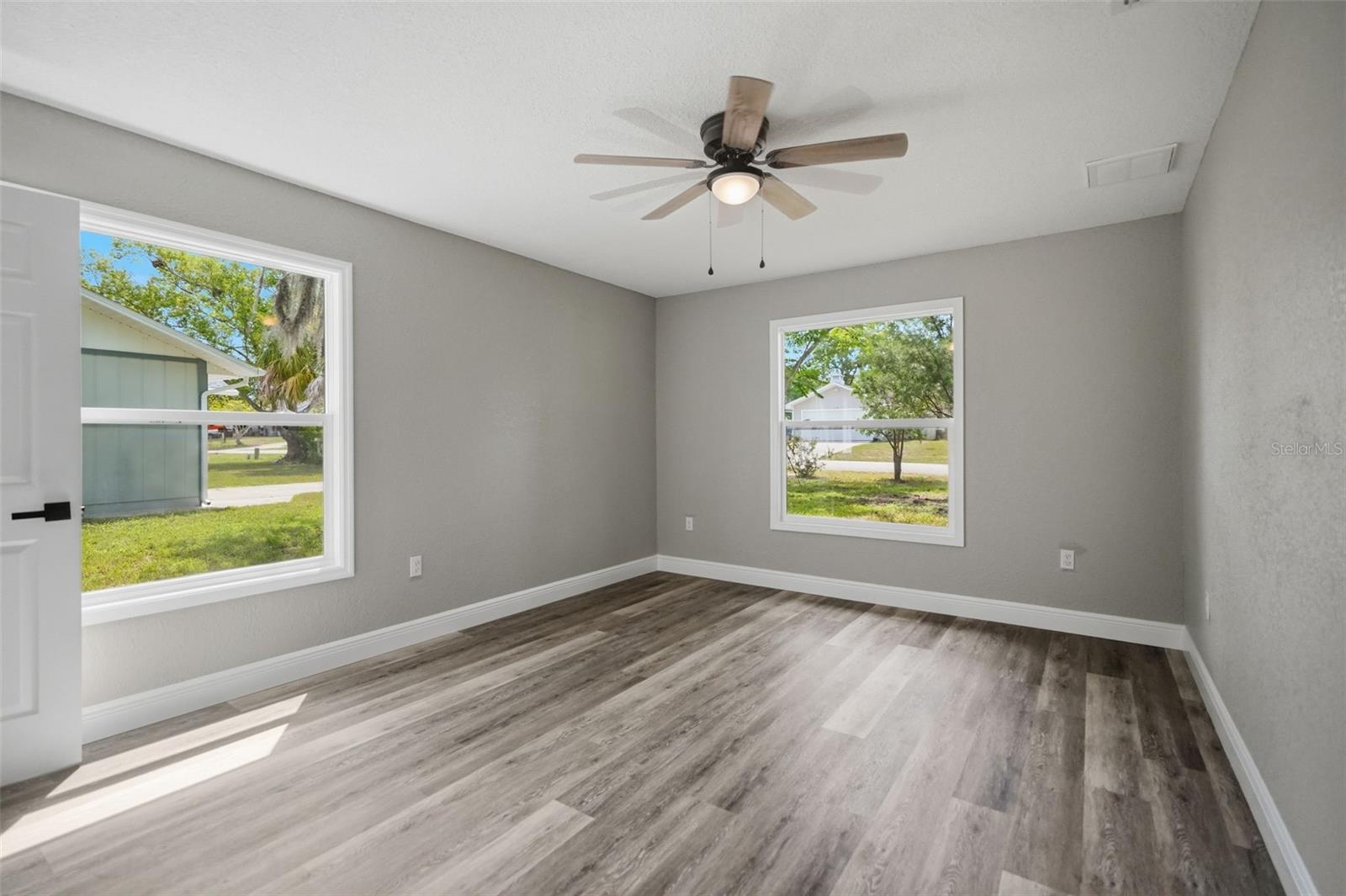 7407 Dundee Way Property Photo 17