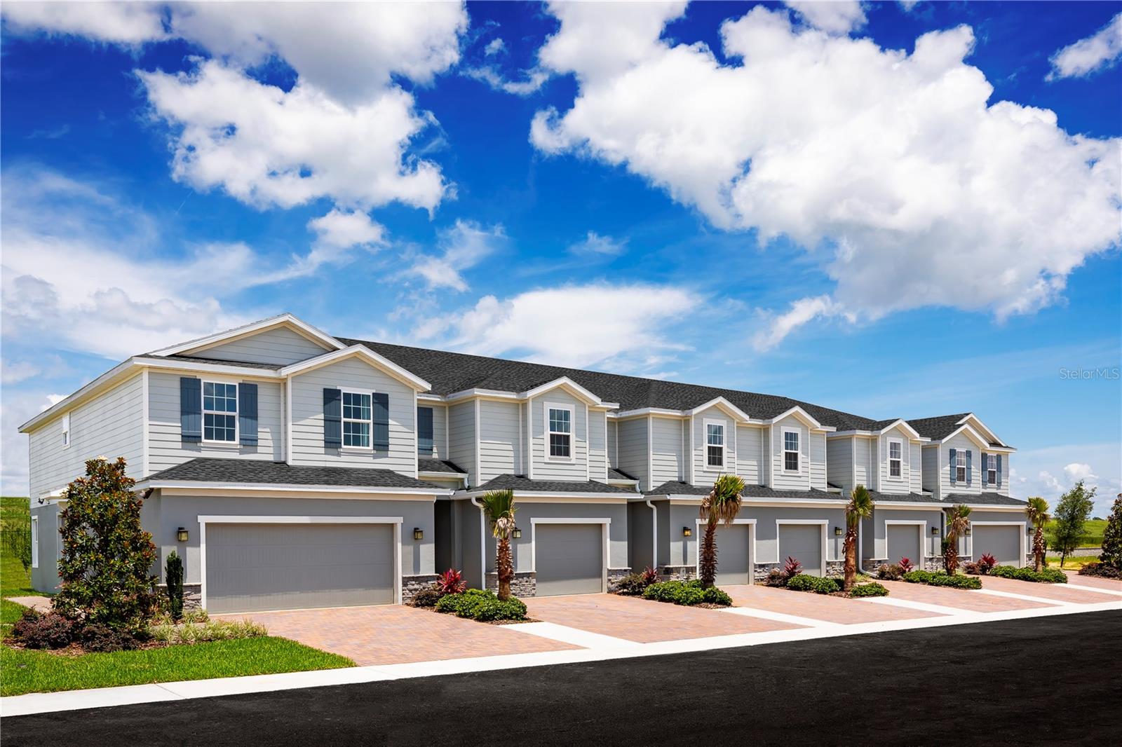 6692 Cedar Landing Cir Property Photo 1