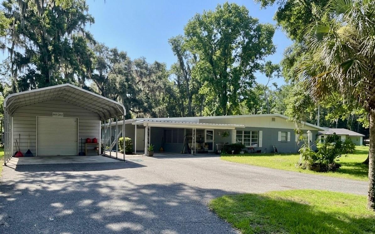 7633 S Crescent Loop Property Photo 1
