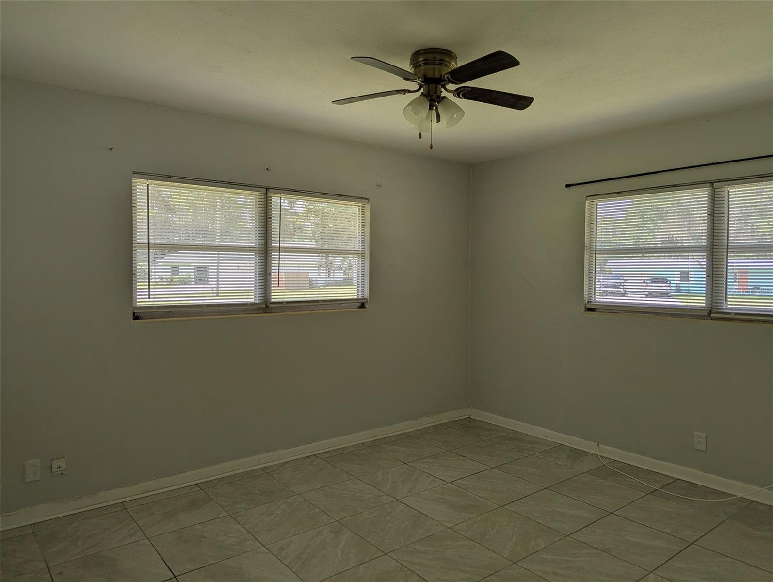 7633 S Crescent Loop Property Photo 14